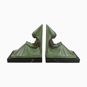 Art Deco Moyen Age Buchstützen aus Spelter & Marmor von Max Le Verrier, 2er Set