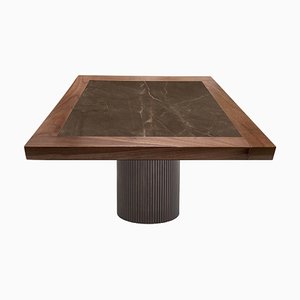 Table Passo Furcia par Meccani Studio pour Meccani Design, 2023
