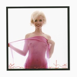 Bert Stern, Marilyn Monroe in Fuchsia Scarf' (dall'ultima seduta), 1962 / 2006, Fotografia