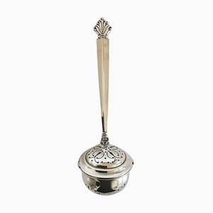 Sterling Silver Acanthus Tea Strainer from Georg Jensen, 1940s