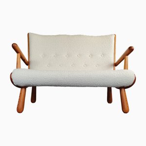 Skandinavisches Mid-Century 2-Sitzer Sofa aus Holz & Bouclé Stoff im Stil von Philip Arctander, 1950er