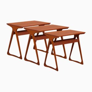 Tavolini ad incastro vintage in teak di Johannes Andersen per CFC Silkeborg, Danimarca, anni '60, set di 3