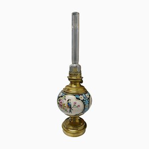 Lampada a olio Napoleone III con uccelli e fiori, Francia, anni '70 dell'Ottocento