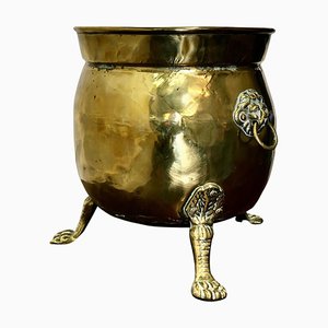 Jardinière grande vittoriana in ottone con maschera di leoni e zampe pelose, fine XIX secolo