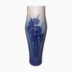 Vase attributed to Catherine Zernichow for Royal Copenhagen, 1923