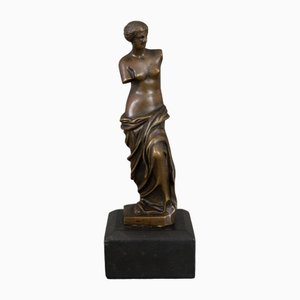 Venus De Milo Bronzestatue mit Schokoladenpatina, 19. Jh.