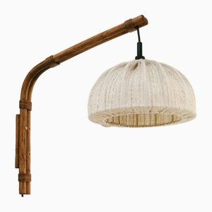 Lampada da parete in legno con paralume in lana di Leola, anni '60