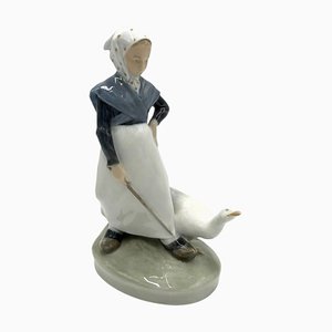 Figura de mujer ganso de porcelana de Royal Copenhagen, Dinamarca, años 60