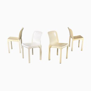 Mid-Century Italian Beige Plastic Chairs Selene attributed to Vico Magistretti Artemide, 1960, Set of 4