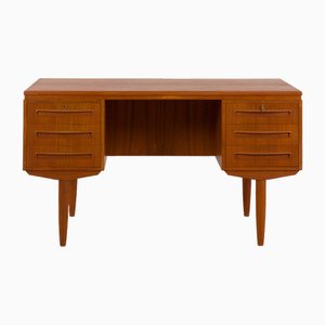 Escritorio danés independiente de teca clara con mueble de J. Svenstrup para AP Furniture, años 60