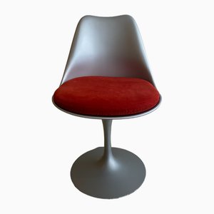 Silla Tulip de Eero Saarinen para Knoll, 2010