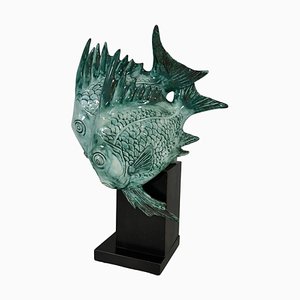 Escultura de pez Art Déco de porcelana azul claro y madera ebonizada de G. Cacciapuoti, años 30