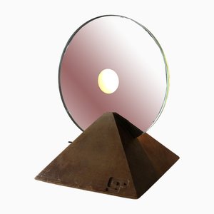 Lampada da tavolo in vetro rotondo con base in legno a forma di piramide di Gallotti E. Radice, Italia, anni '70