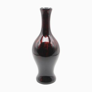 Vase Noir et Rouge Vintage en Laque, Chine, 1970