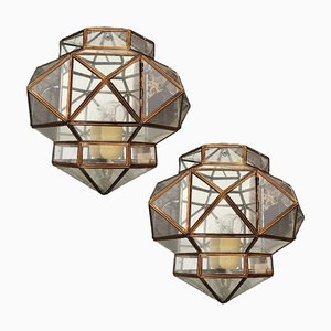 Lámparas de pared españolas vintage con forma de diamante de latón y cristales. Juego de 2