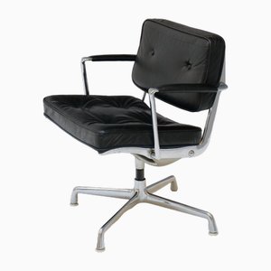 Vintage Intermediate ES 102 Stuhl von Charles & Ray Eames für Herman Miller, 1968