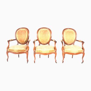 Antike Stühle aus geschnitztem Nussholz im Louis XV Stil, 1890, 3 . Set