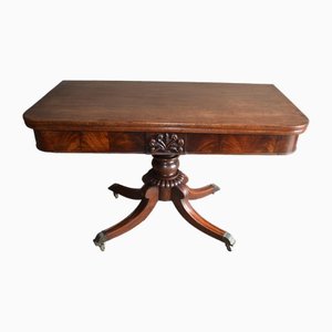 Tavolino antico in mogano