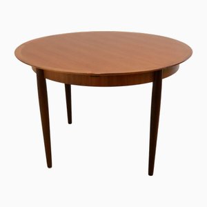 Round Extendable Ohmden Dining Table from Lübke