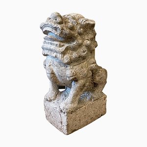 Chinesischer Foo Dog aus geschnitztem Stein