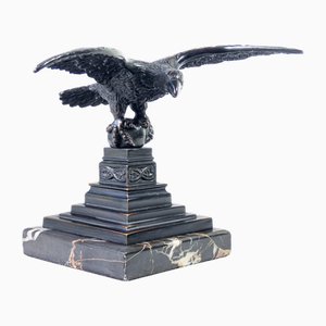 Aquila Skulptur aus Bronze und Marmor