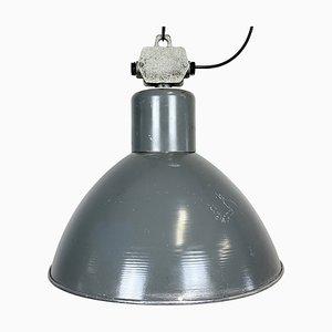 Lampada industriale in alluminio grigio di Polam Wilkasy, anni '60