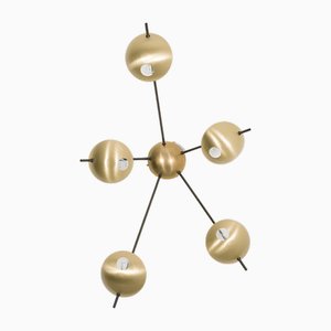 Lampada da soffitto Quinque II Helios Collection in bronzo di Design per Macha