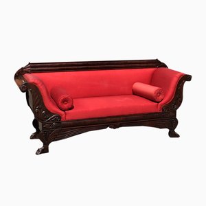 Antikes 3-Sitzer Sofa aus Mahagoni mit geschwungenen Enden und Löwenfüßen