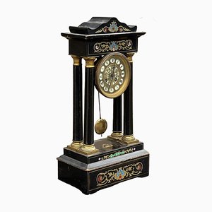 Französische Boulle Uhr mit Chines auf einer Glocke