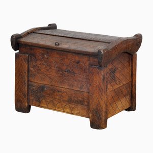 Commode Antique, Moldavie, 1800s