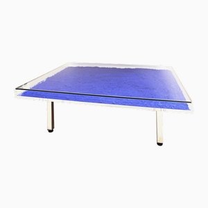 Table Basse Bleue par Yves Klein