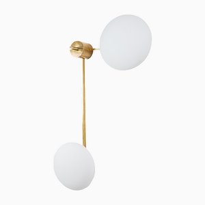 Lampada da soffitto Stella in ottone e vetro opalino di Design per Macha