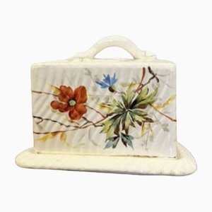 Plato de queso victoriano con decoración floral, década de 1880