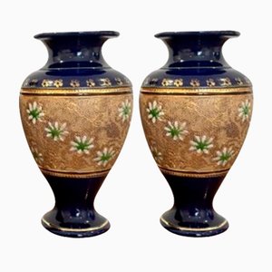 Kleine viktorianische Vasen von Royal Doulton, 1880er, 2er Set