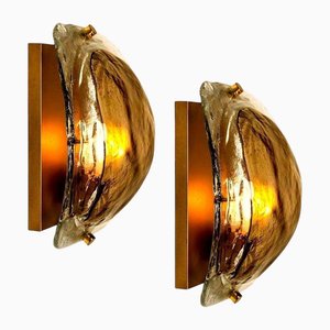 Lampade da parete in ottone e vetro marrone attribuite a JT Kalmar per Kalmar, anni '60, set di 2