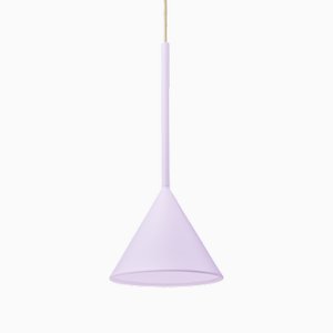 Lámpara colgante Figura Cone en lila de Schneid Studio