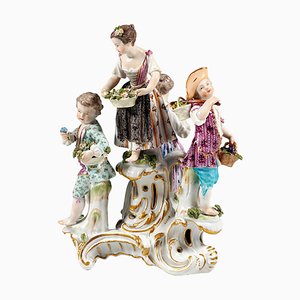 Early Meissen Round Group of Gardener Children by J.J. Kaendler, 1774