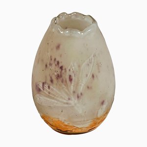 Art Nouveau Cameo Egg-Shaped Vase with Dragonfly Decor from Daum Nancy, France, 1895
