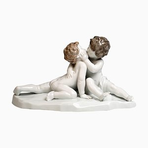 Gruppo grande Art Deco Young Love di J. Limburg Rosenthal, Germania, anni '20