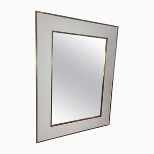 Espejo rectangular blanco con detalles de latón de Alain Delon para Maison Jansen, 1985