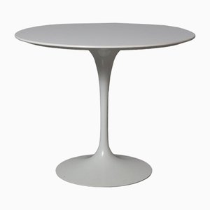 White Pedestal Table attributed to Eero Saarinen for Knoll, 2000s