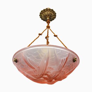 Lámpara colgante francesa de vidrio esmerilado en rosa claro con motivos de pájaros, años 30