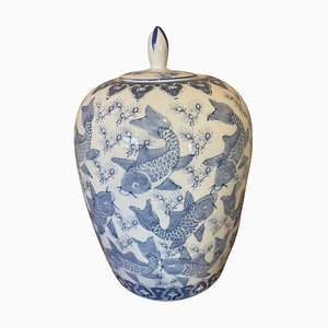 Vase Blanc et Bleu en Céramique, Chine, 1920s