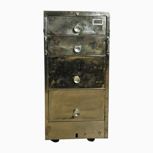 Vintage Edelstahl Kommode auf Rollen bei Pamono kaufen Vintage Edelstahl Kommode auf Rollen bei Pamono kaufen