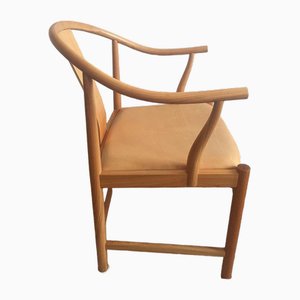 Sedia in pelle vegana di Fritz Hansen