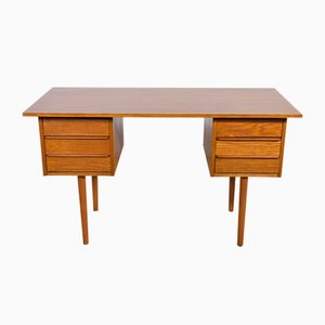 Freistehender Mid-Century Schreibtisch aus Teak, 1960er