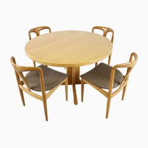 Oak Dining Chairs Model Juliane and Table by Johannes Andersen for Uldum Mobelfabrik, Denmark, 1960s, Set of 5