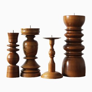 Skandinavische Kerzenhalter aus Holz, 5 . Set