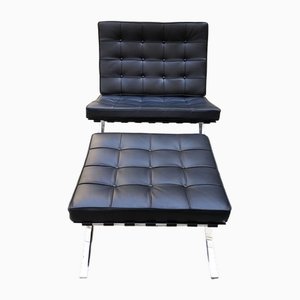 Barcelona Lounge Chair & Ottoman by Ludwig Mies Van Der Rohe for Knoll Inc. / Knoll International, Set of 2