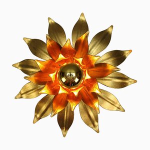 Plafón estilo Hollywood Regency en forma de flor de metal dorado, años 70